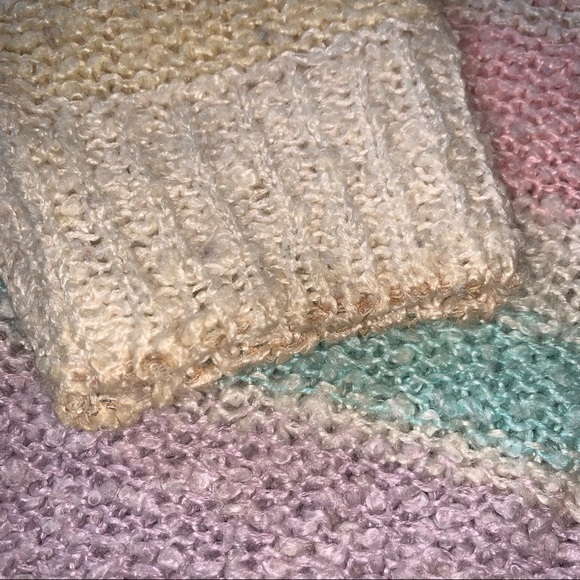 v i n t a g e :: Dreamy Pastel Striped Slouchy Knit Sweater - Picture 10 of 15